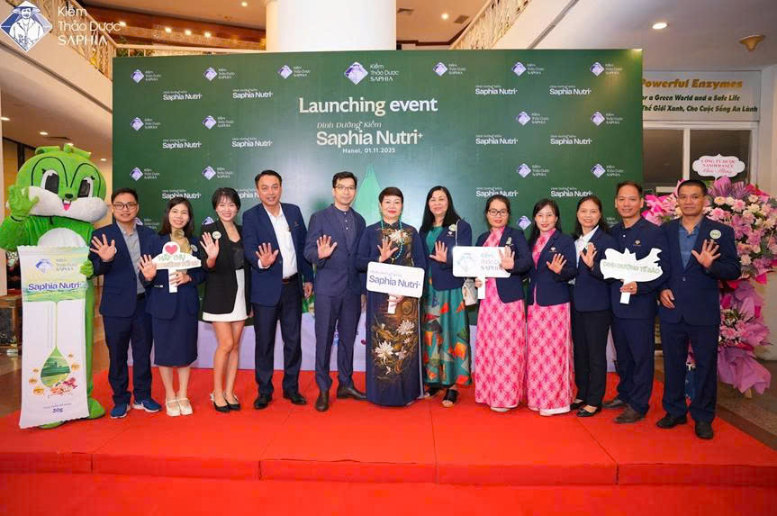 Từ Dubai đến Việt Nam: Hành trình hơn 5.000 km của tỷ phú Trung Đông tìm kiếm cơ hội hợp tác cùng Kiềm thảo dược Saphia