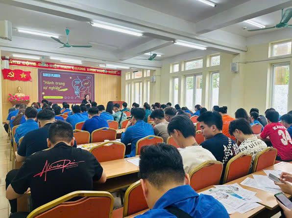 NGÀY HỘI VIỆC LÀM QUẬN HOÀNG MAI 2025: INMENTOR GÓP PHẦN MỞ RA NHIỀU CƠ HỘI NGHỀ NGHIỆP